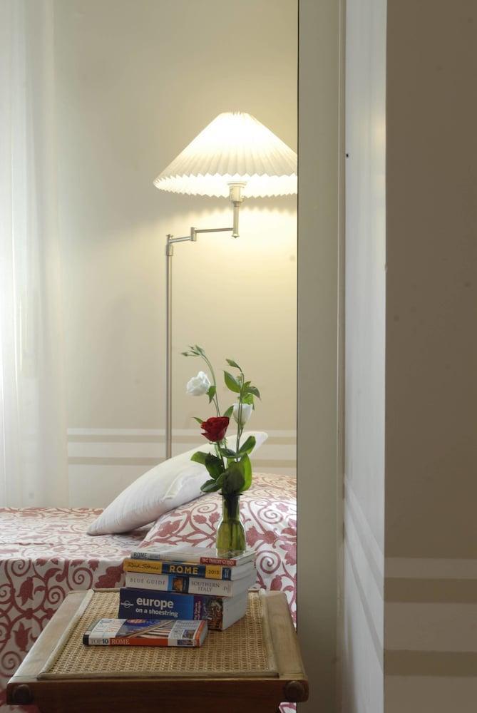 Hotel Lancelot 3*