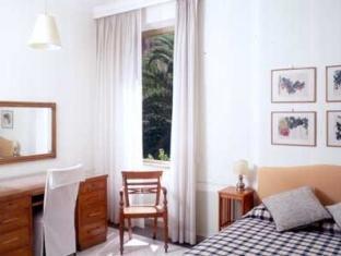 Lancelot Hotel 3*